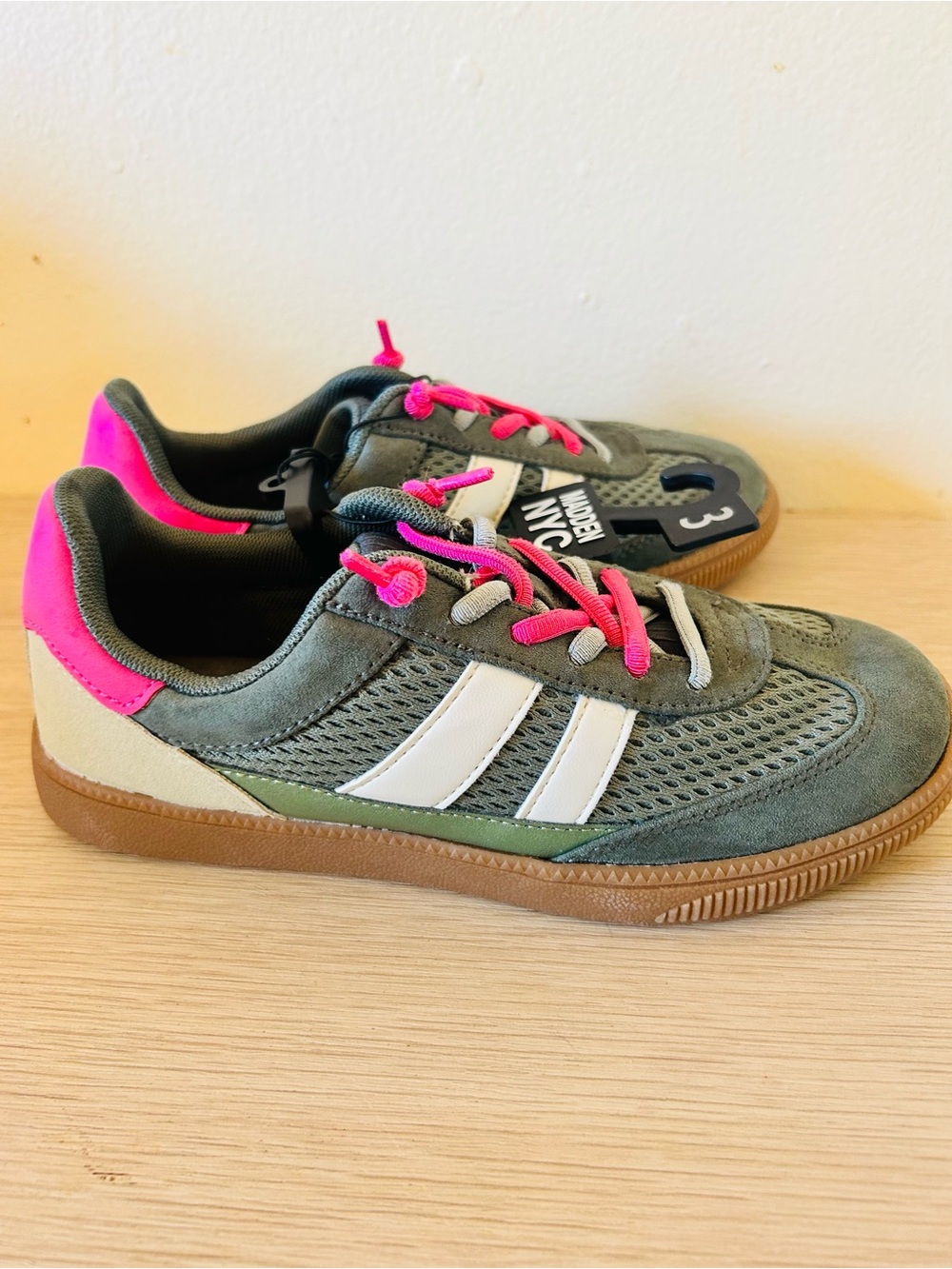 Madden nyc Kids Olive Green Athletic Sneakers with Pink Accents 3